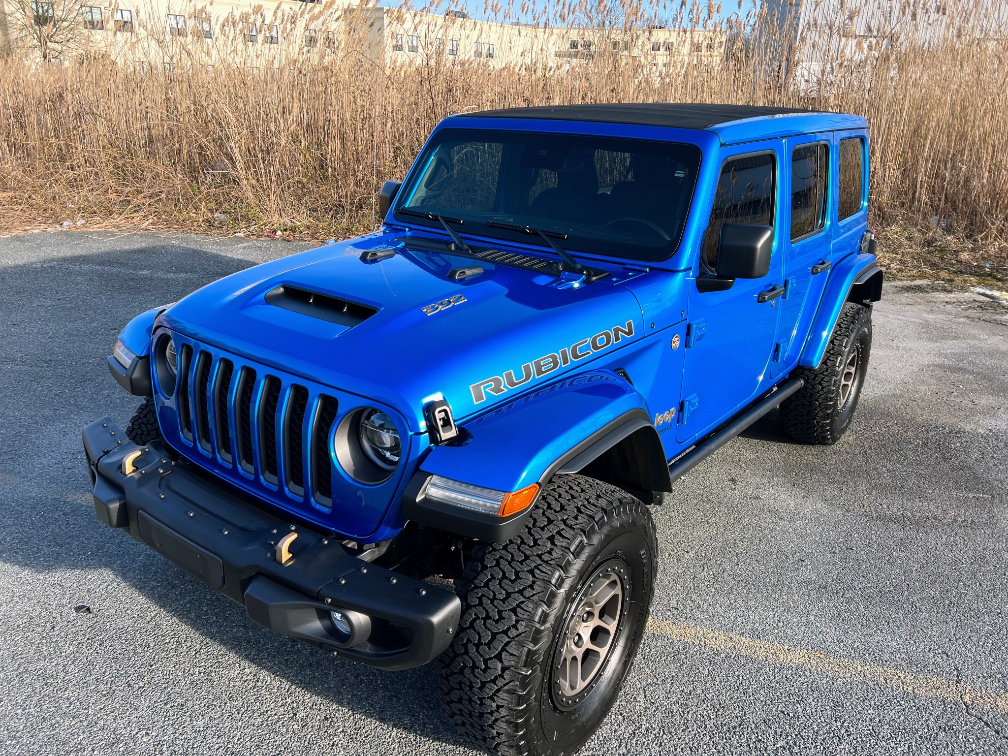 Blue Jeep Wrangler Rubicon